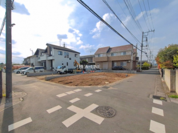 �O�ʓ��H�܂ތ��n�ʐ^�@-