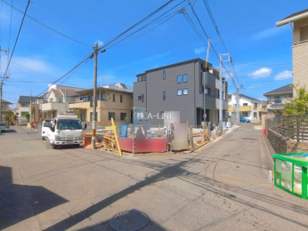 �O�ʓ��H�܂ތ��n�ʐ^�@-