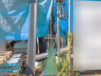 �O�ʓ��H�܂ތ��n�ʐ^�@-