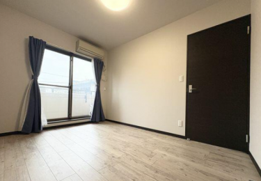 �m���@-